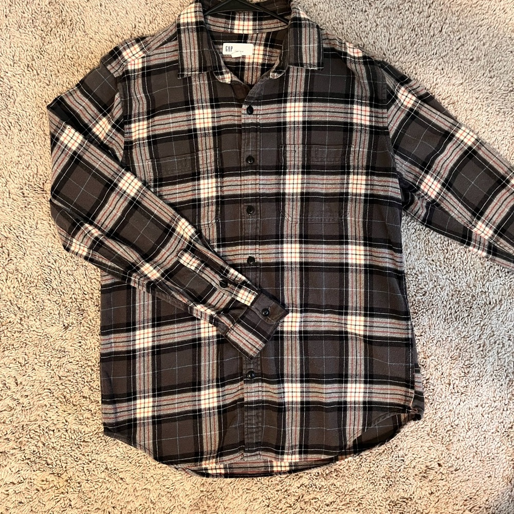 GAP Black and White Casual Button Down Shirt